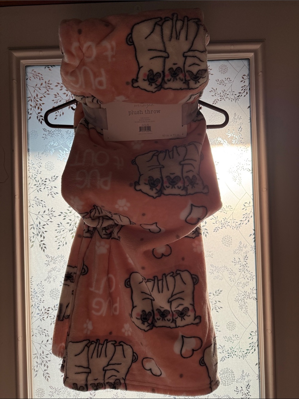 Plush Pugs Throw Blanket - Pink Print Pug Design - Pug it Out